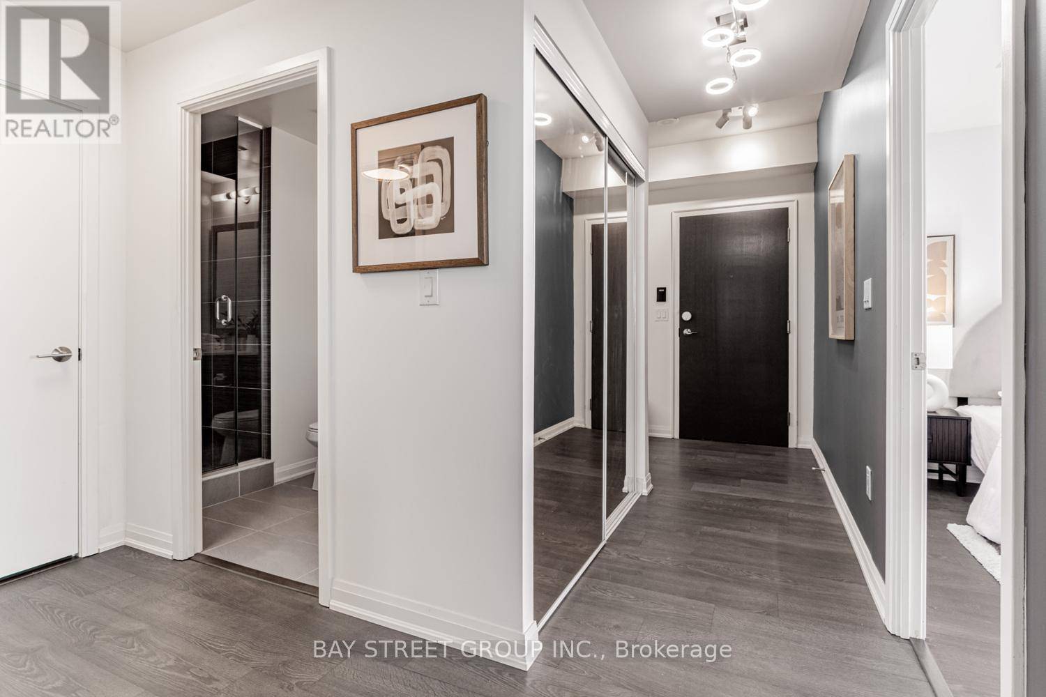 Toronto (lansing-westgate), ON M2N0H3,9 Bogert AVE #2503