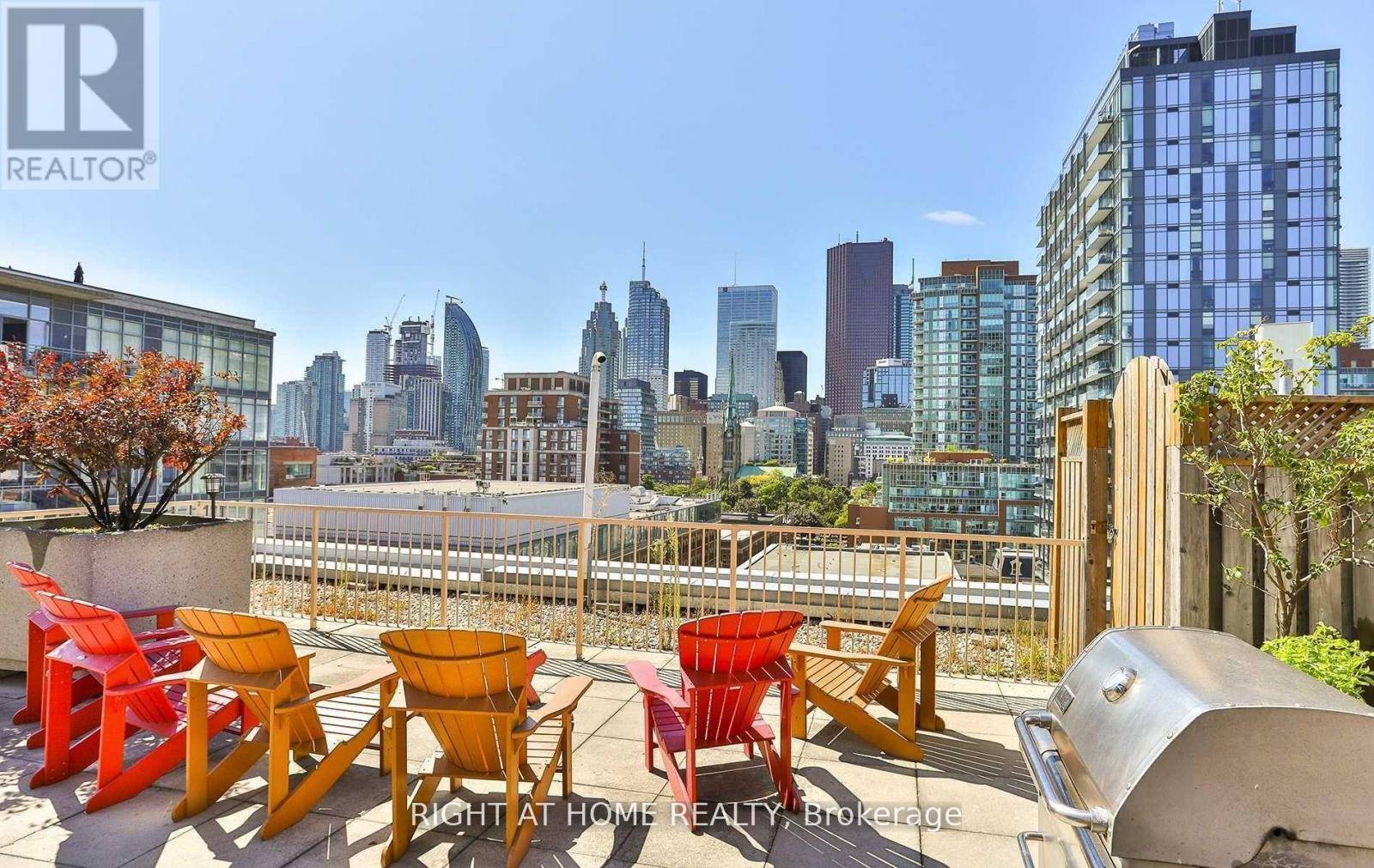 330 Adelaide ST East #308, Toronto (moss Park), ON M5A4S9