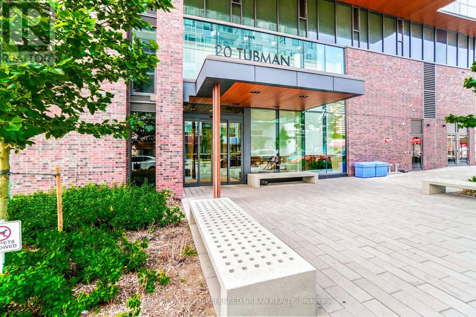 Toronto (regent Park), ON M5A0M8,20 Tubman AVE #807