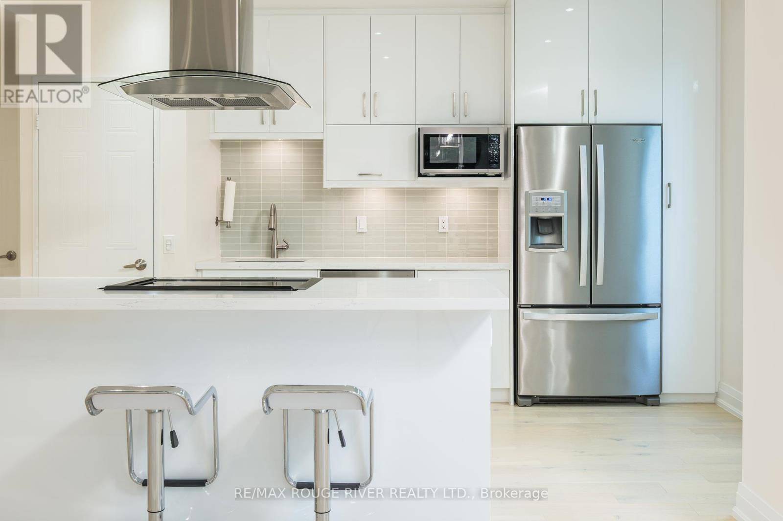 Toronto (willowdale East), ON M2N6W1,238 Doris AVE #109