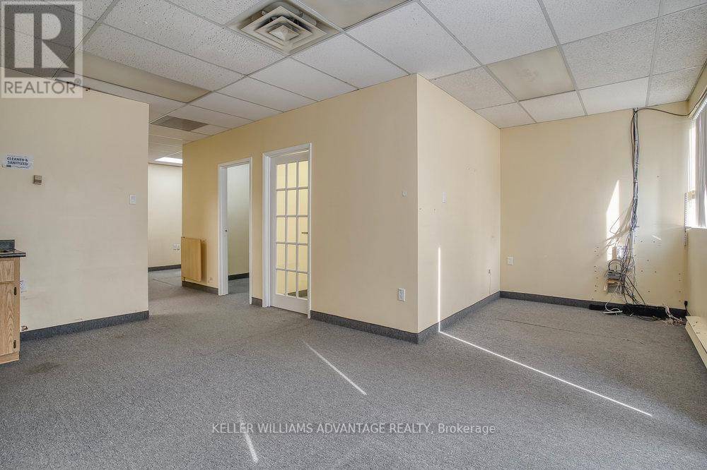302 Spadina AVE #205+206, Toronto (kensington-chinatown), ON M5T2E7