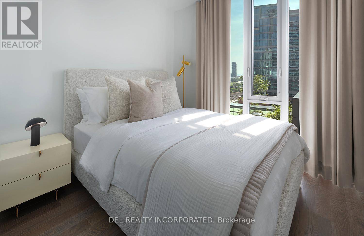 Toronto (waterfront Communities), ON M5V0V5,480 Front ST West #501