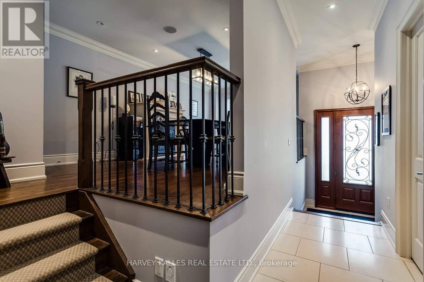 Toronto (bedford Park-nortown), ON M5M2N4,149 BANNOCKBURN AVENUE