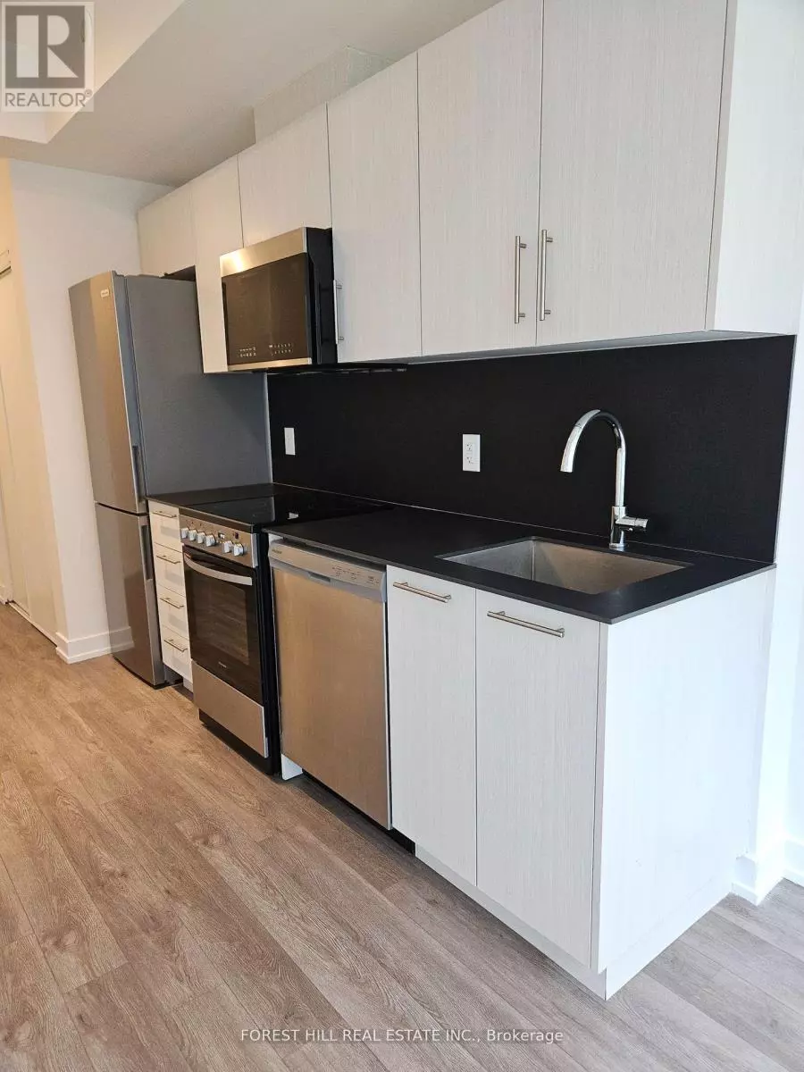 Toronto (clanton Park), ON M3H0E8,871 Sheppard AVE West #TH16