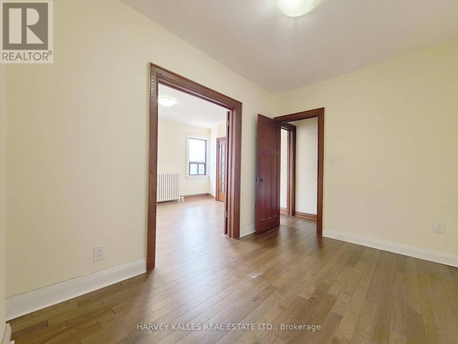 Toronto (annex), ON M4W2L6,1108 Yonge ST #D