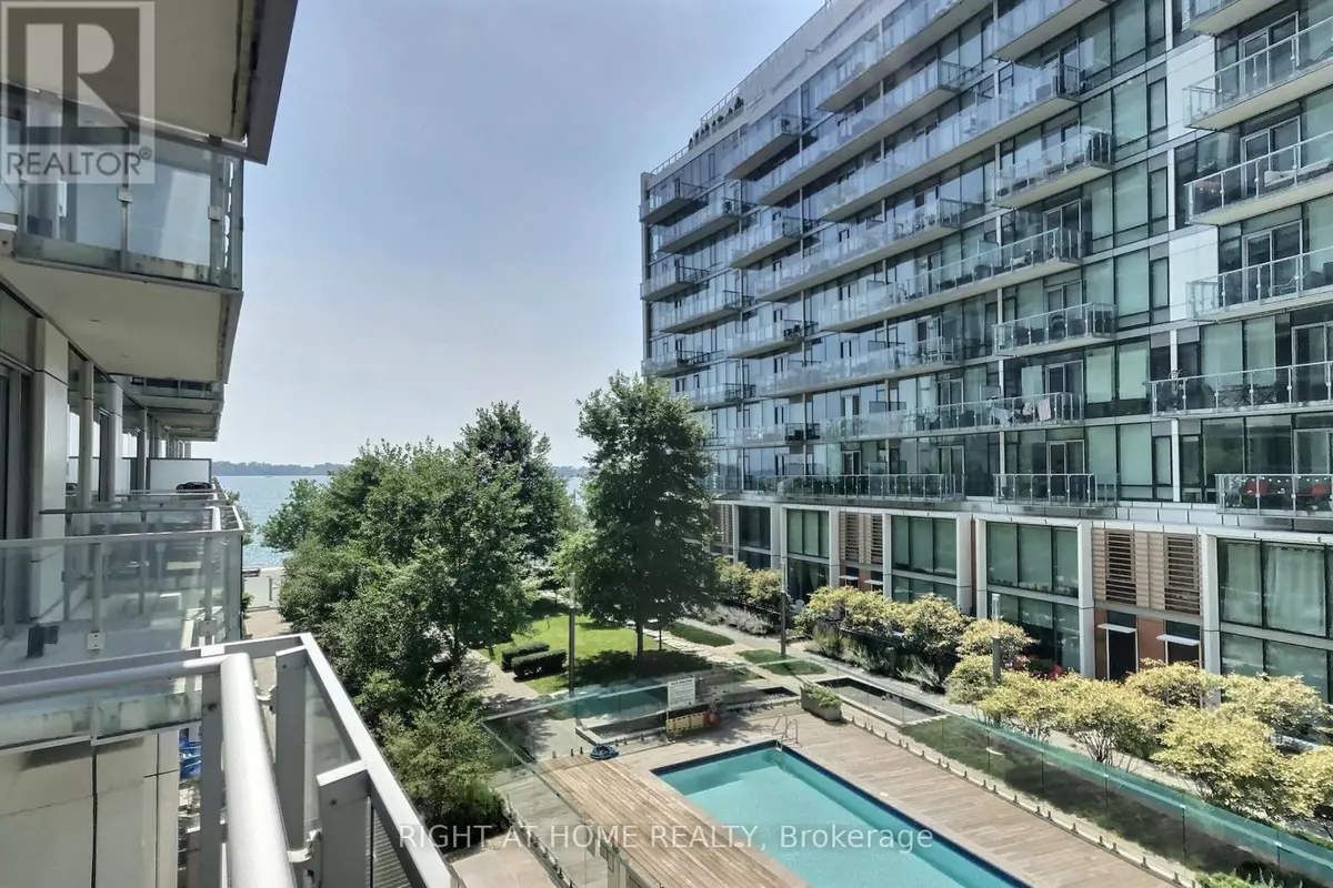 Toronto (waterfront Communities), ON M5E0A5,39 Queens Quay East #330
