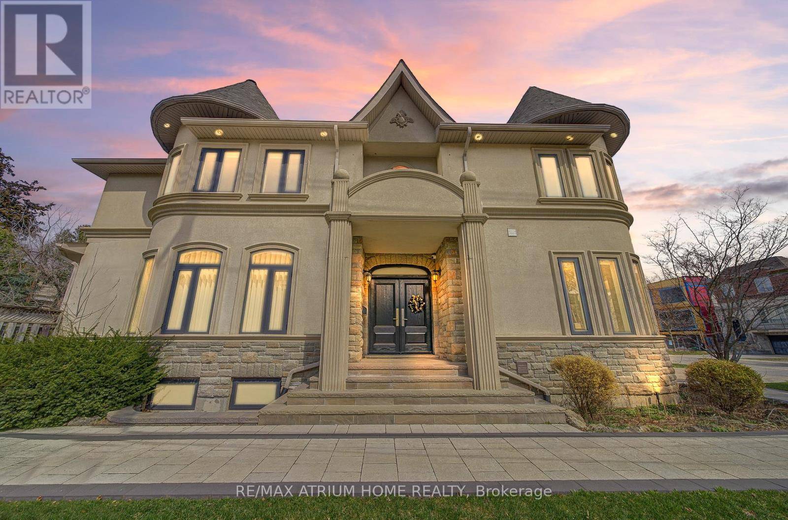 100 ELMWOOD AVENUE, Toronto (willowdale East), ON M2N3M2