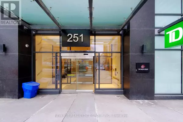 Toronto (moss Park), ON M5B2C2,251 Jarvis ST East #4807