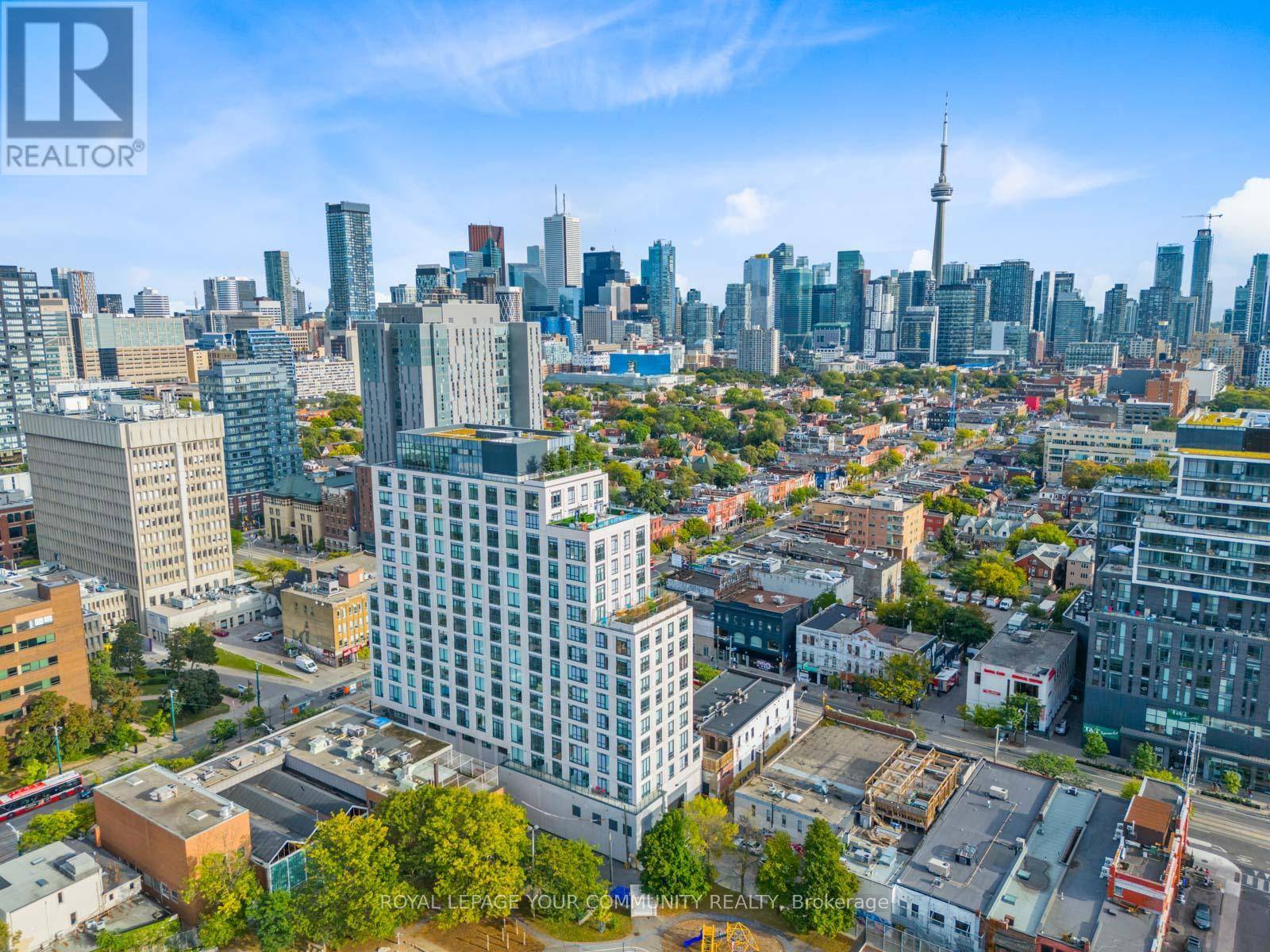 Toronto (university), ON M5S0E4,484 Spadina AVE #1006