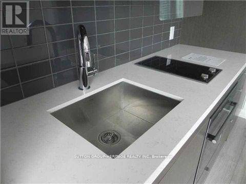 Toronto (annex), ON M5R1C4,155 Yorkville AVE #1815