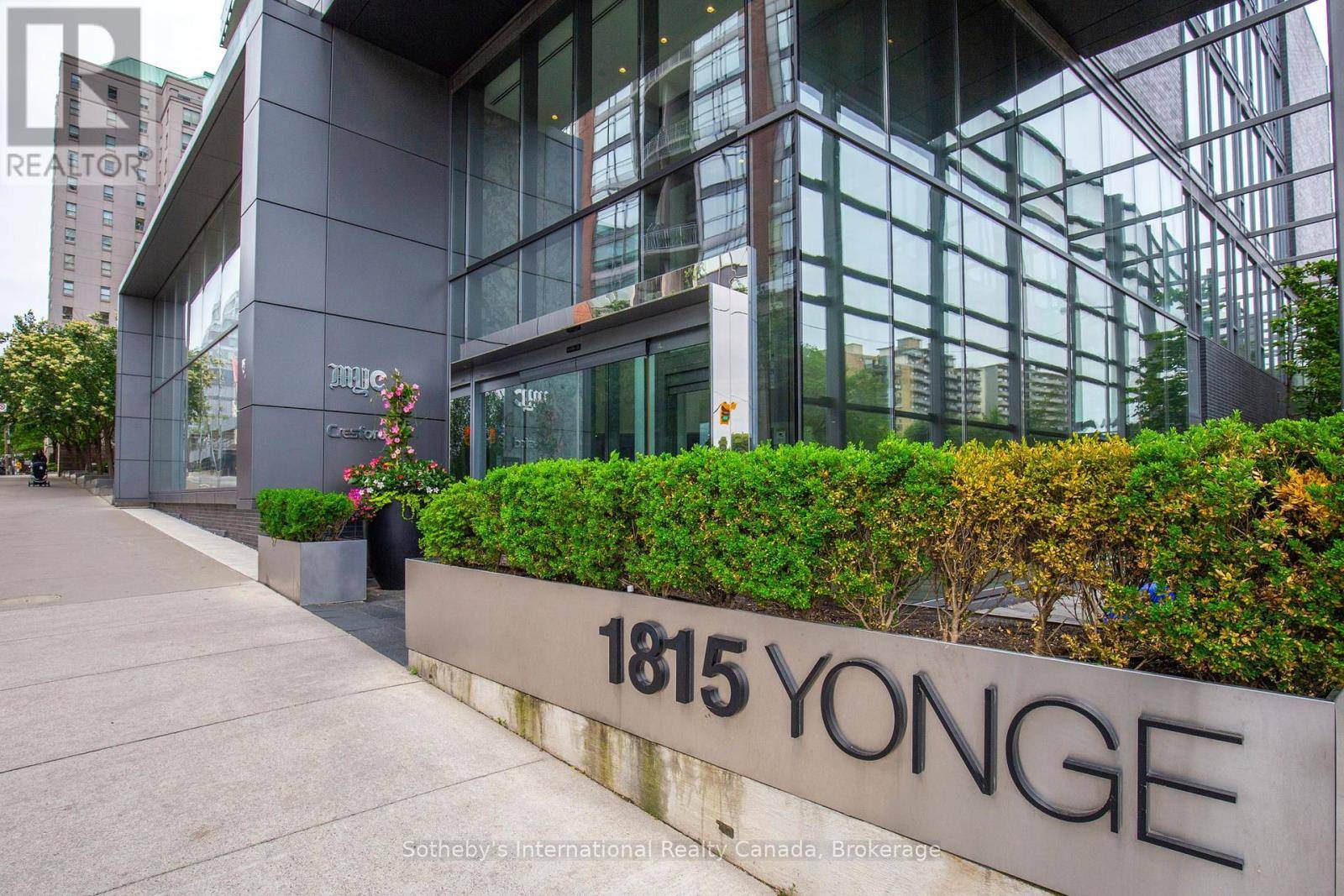 Toronto (mount Pleasant East), ON M4T2A4,1815 Yonge ST #1806