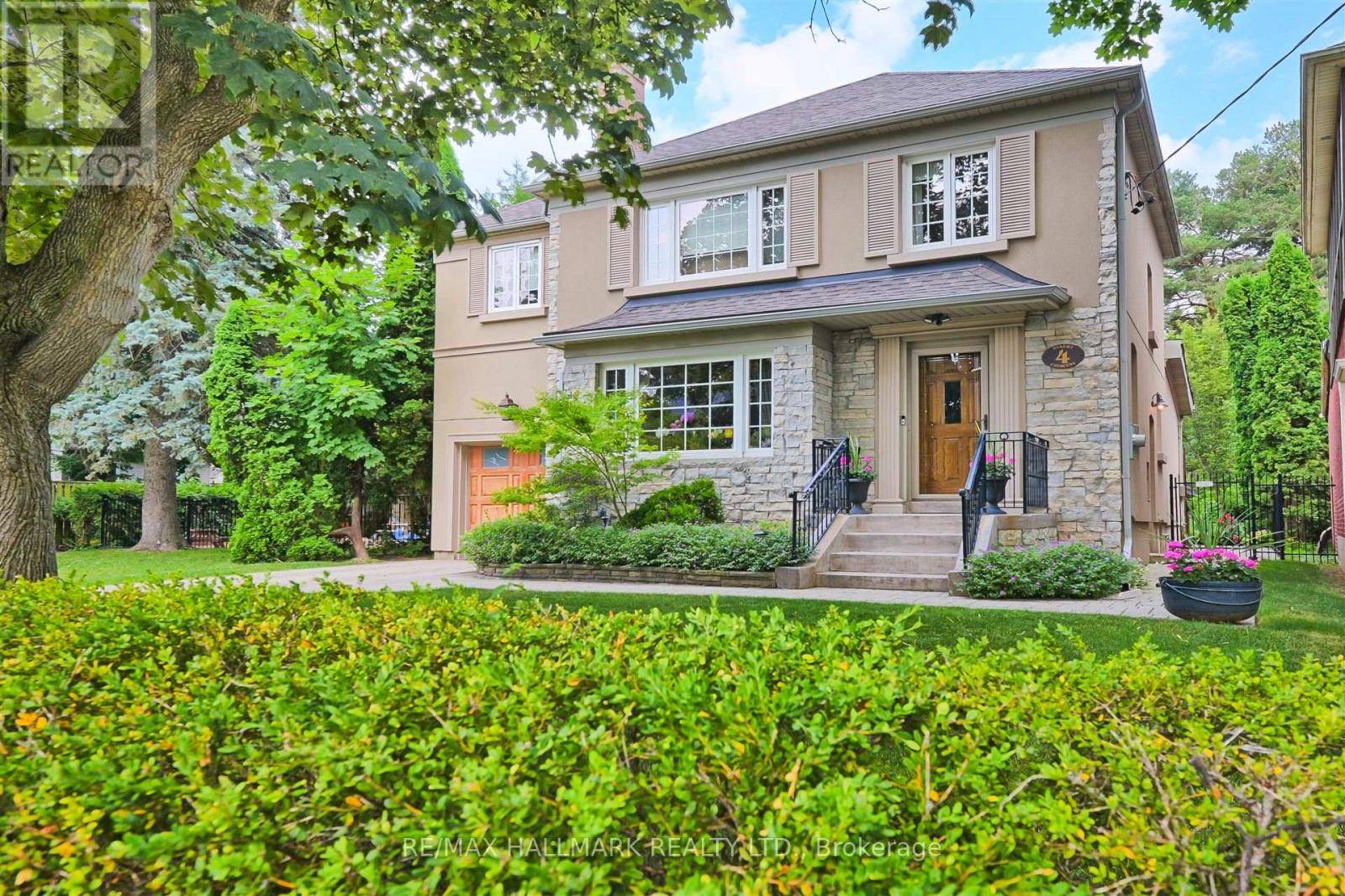 Toronto (leaside), ON M4G2S9,4 RYKERT CRESCENT