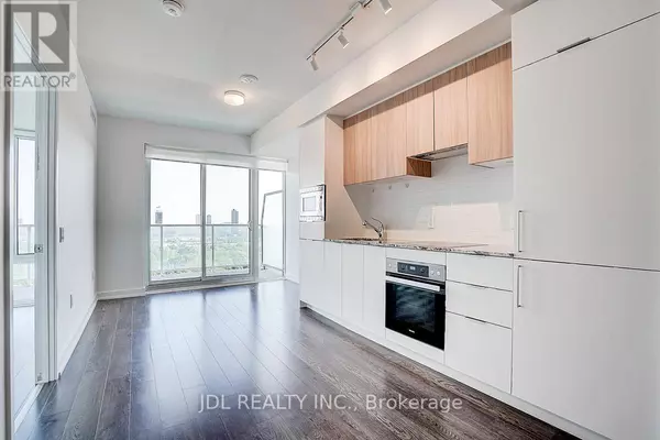 Toronto (banbury-don Mills), ON M3C0R2,20 O'Neill RD #1213
