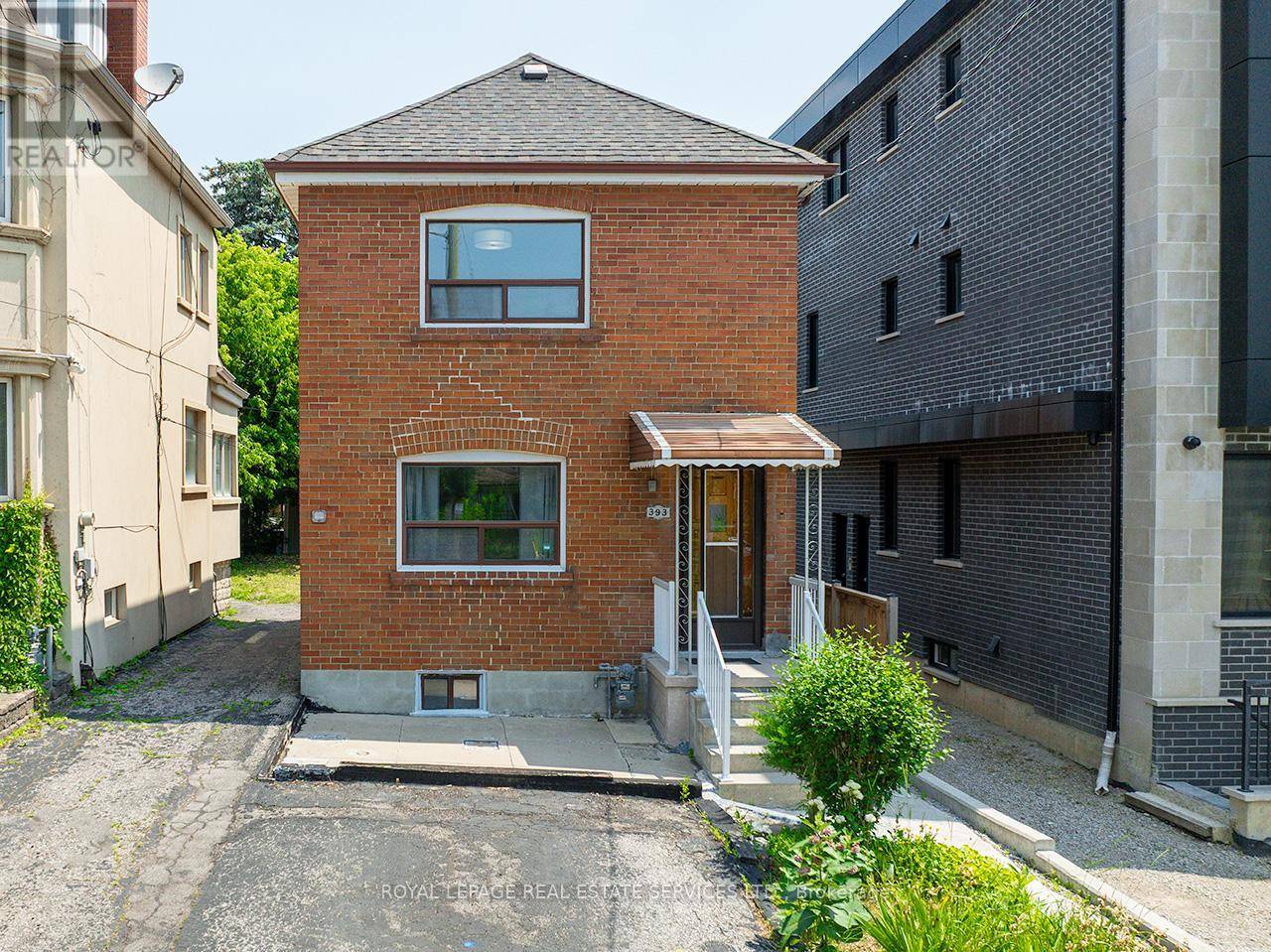 393 GLENHOLME AVENUE, Toronto (oakwood Village), ON M6E3E6