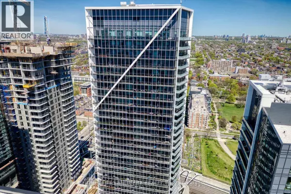 Toronto (niagara), ON M6K0C8,50 Ordnance ST #2209