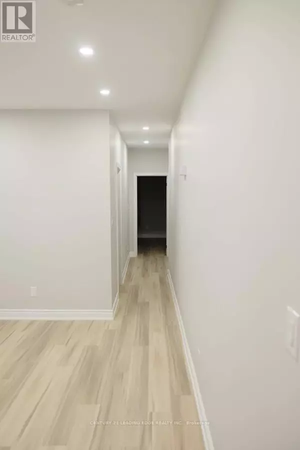 Toronto (regent Park), ON M5A3E7,118 Sackville ST #UPPER
