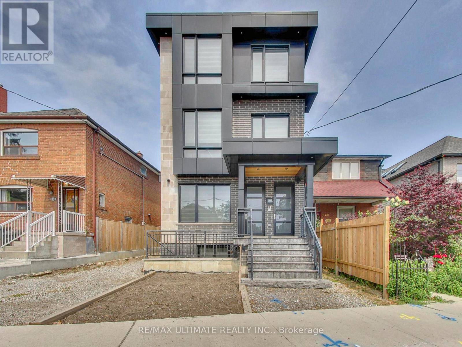 387 Glenholme AVE #101, Toronto (oakwood Village), ON M6E3E6