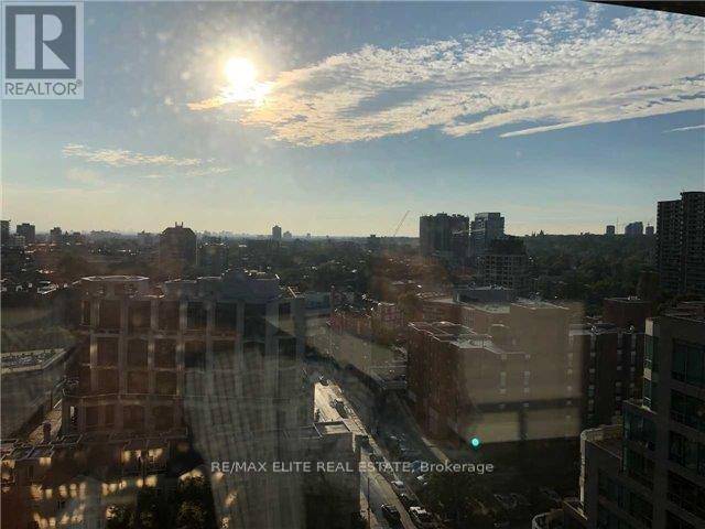 Toronto (annex), ON M4W3C8,914 Yonge ST #1212
