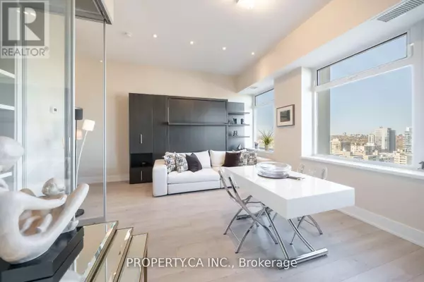 Toronto (yonge-st. Clair), ON M4V1N5,111 St Clair AVE West #1728