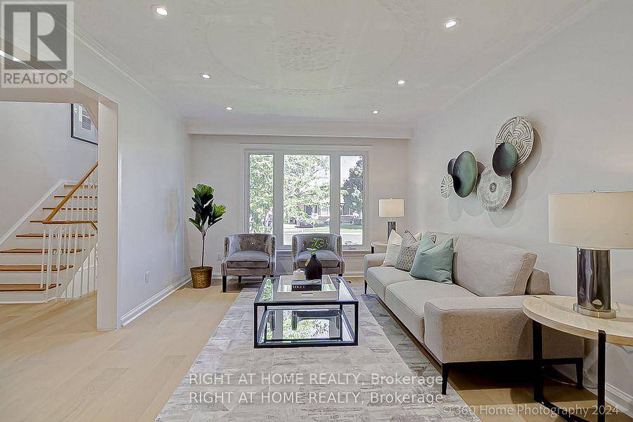 Toronto (victoria Village), ON M4A2K2,28 WYNDCLIFF CRESCENT