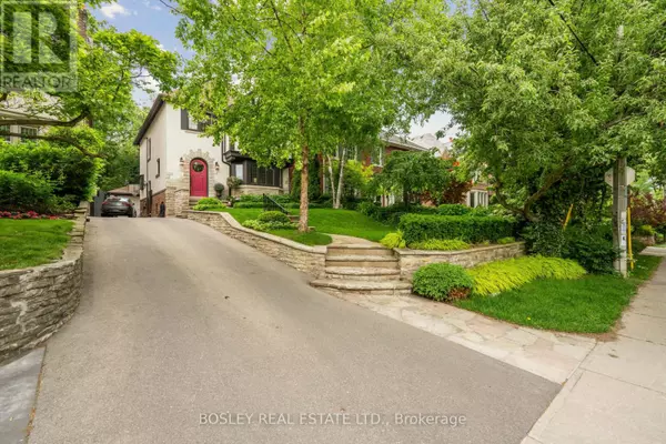 Toronto (rosedale-moore Park), ON M4W2C2,294 DOUGLAS DRIVE
