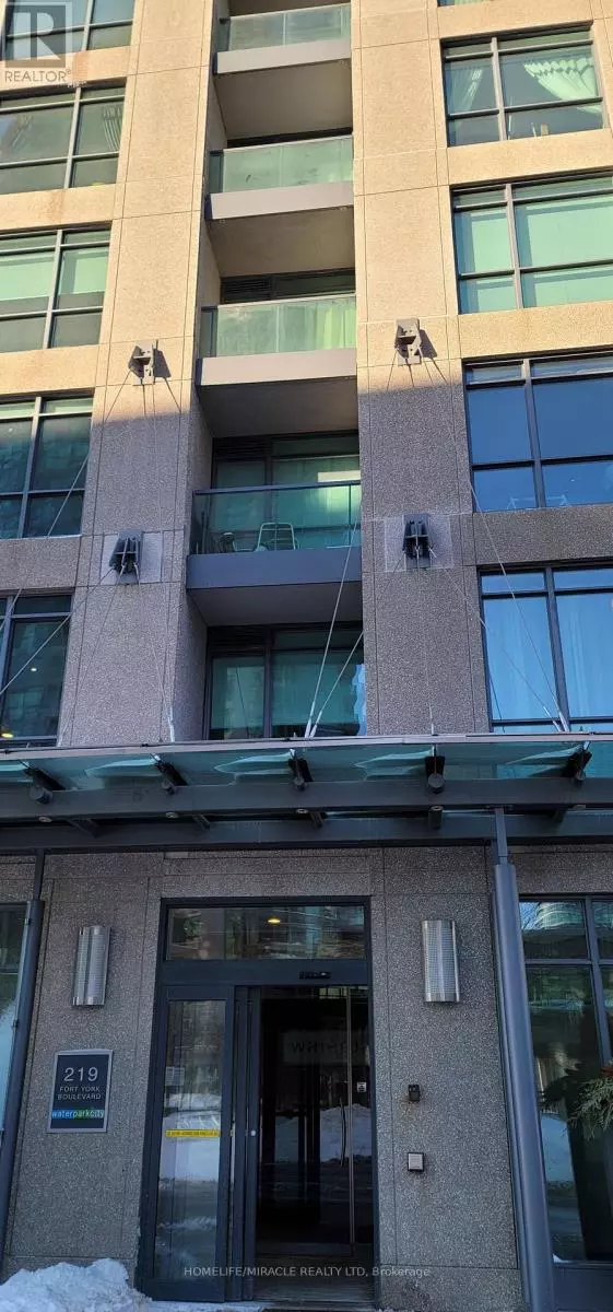 Toronto (niagara), ON M5V1B1,219 Fort York BLVD #2412