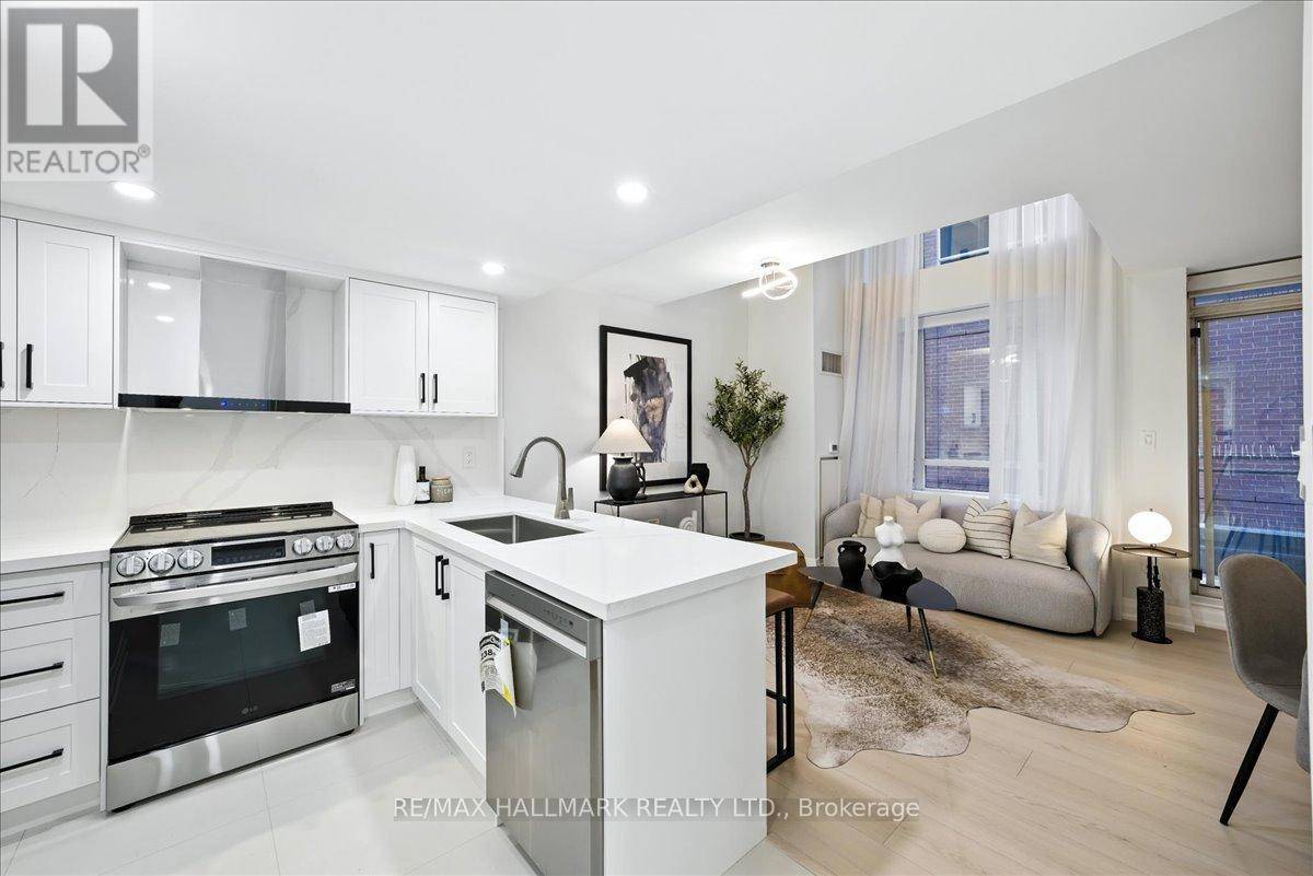 Toronto (annex), ON M5R3V1,80 Cumberland ST #507