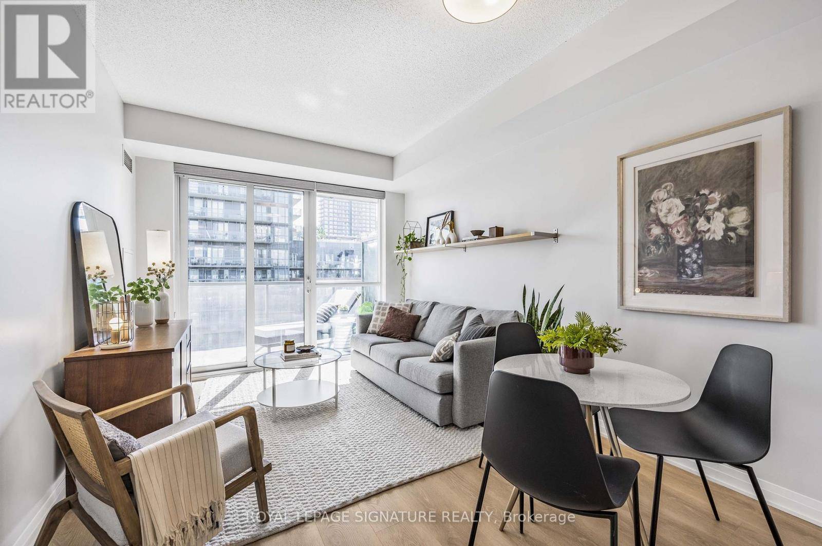 1 Cole ST #804, Toronto (regent Park), ON M5A4M2