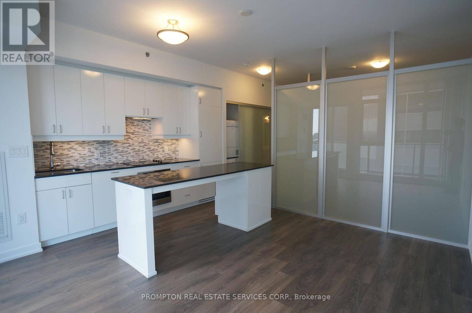 426 University AVE #3005, Toronto (kensington-chinatown), ON M5G1S9