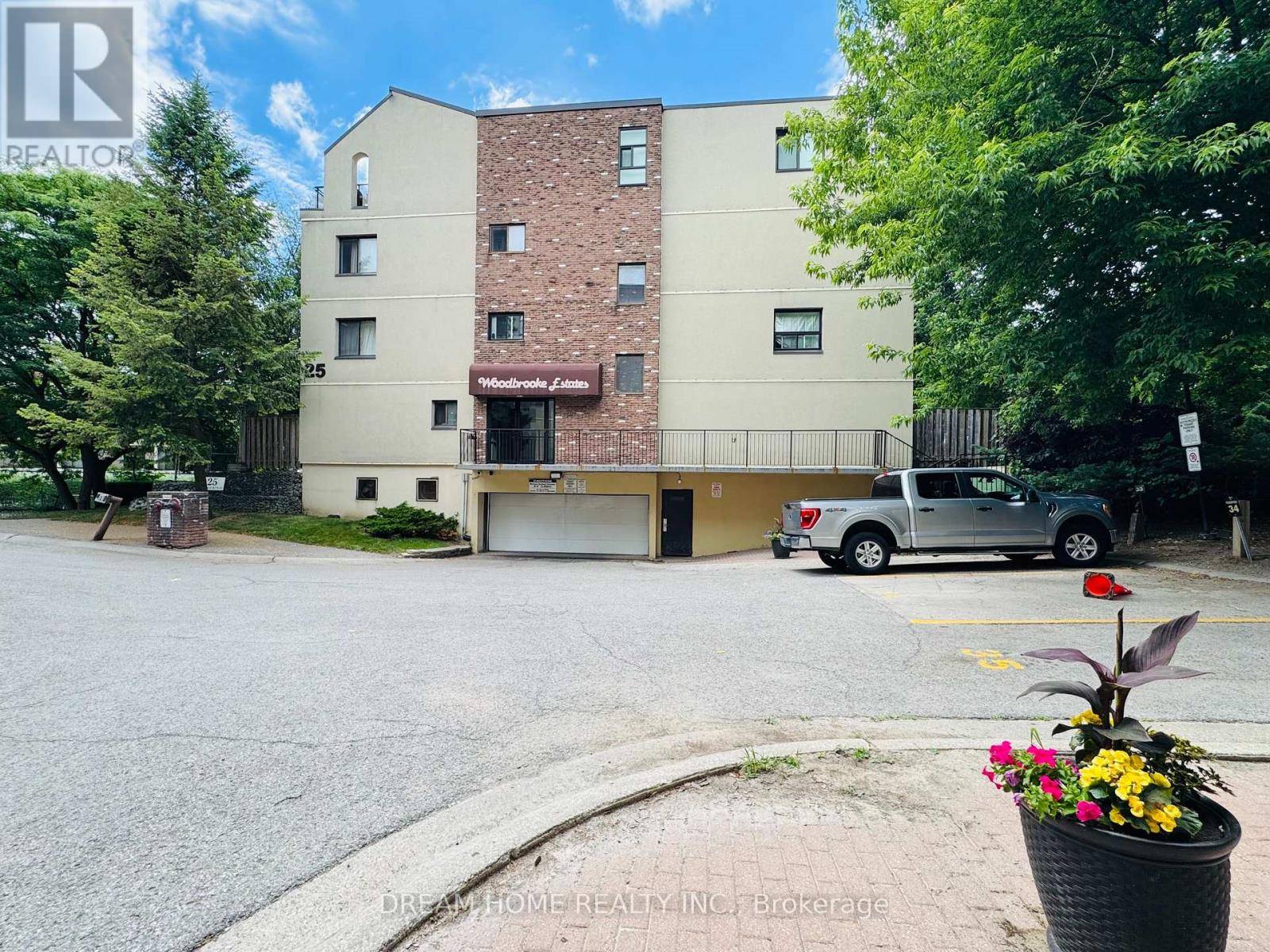 25 Pebble Byway #11, Toronto (hillcrest Village), ON M2H3J6