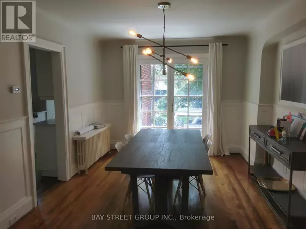 Toronto (lawrence Park North), ON M4N1W3,147 WANLESS AVENUE