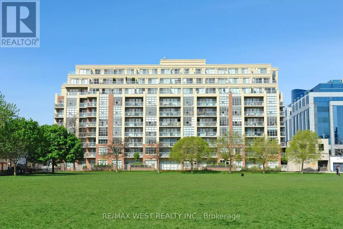 Toronto (niagara), ON M5V3X6,15 Stafford ST #705