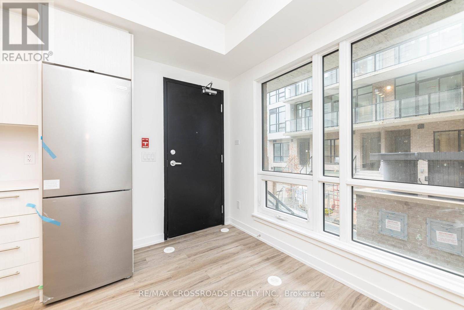 Toronto (bathurst Manor), ON M3H2T1,851 Sheppard AVE West #TH17