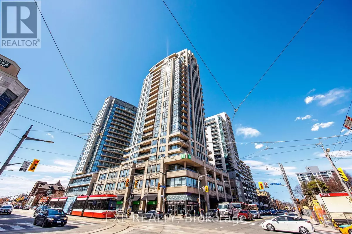 Toronto (humewood-cedarvale), ON M6C1A8,500 St Clair AVE West #210