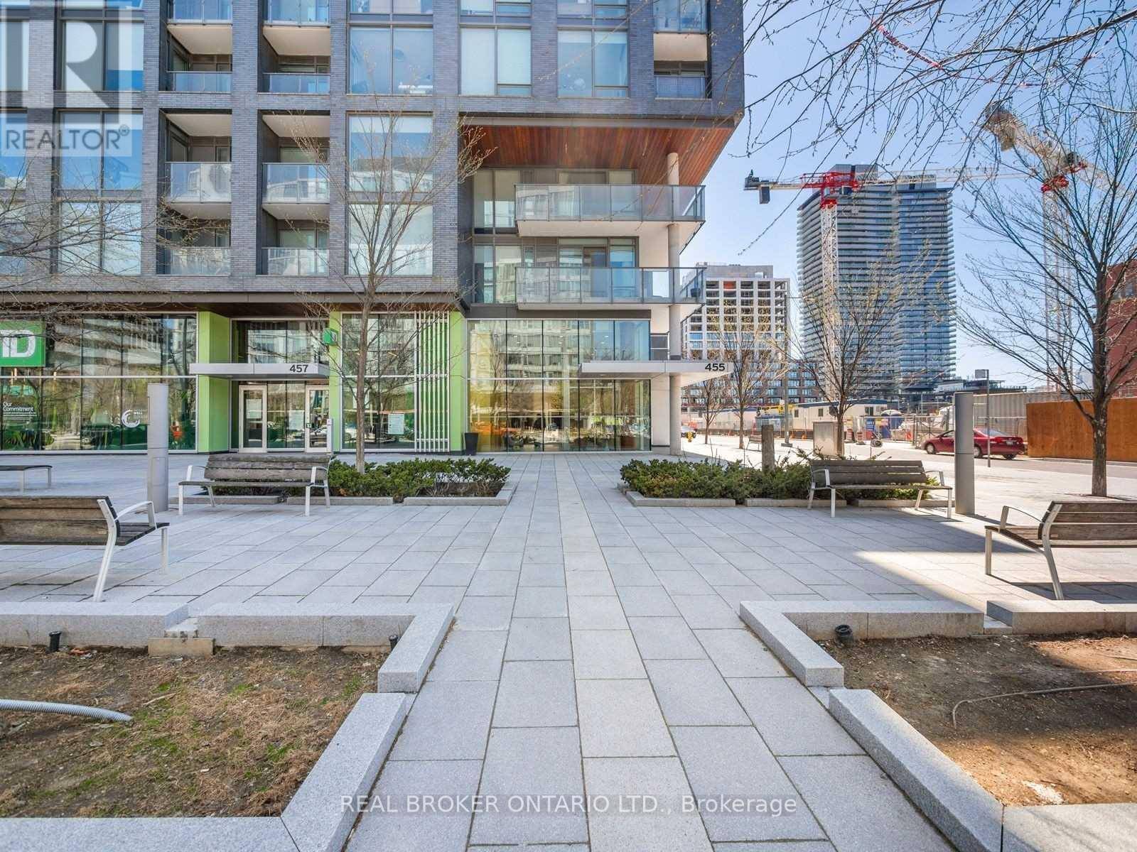 Toronto (waterfront Communities), ON M5A0G2,455 Front ST East #N911