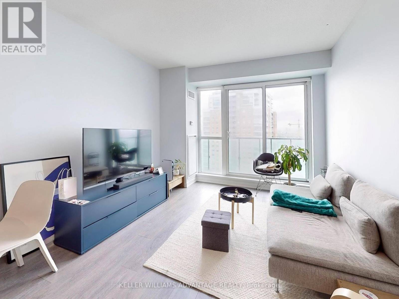 Toronto (niagara), ON M6K3R5,150 East Liberty ST #L2016