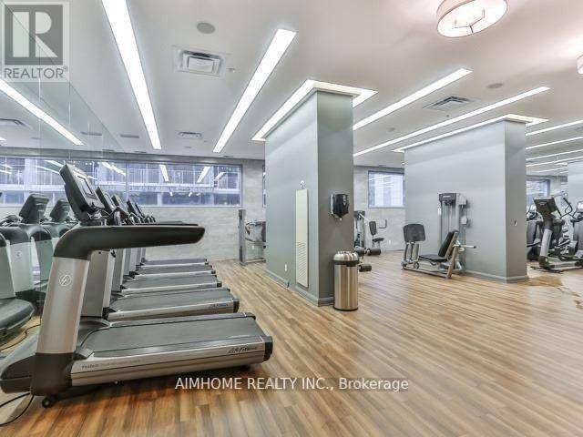 Toronto (annex), ON M5R1C4,155 Yorkville AVE #1015