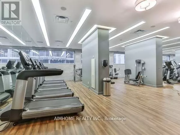 Toronto (annex), ON M5R1C4,155 Yorkville AVE #1015