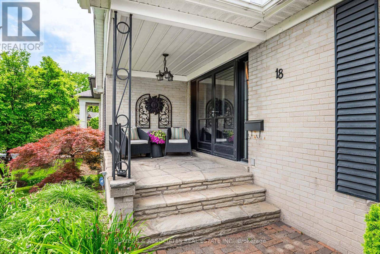 Toronto (parkwoods-donalda), ON M3A3G3,18 TETBURY CRESCENT