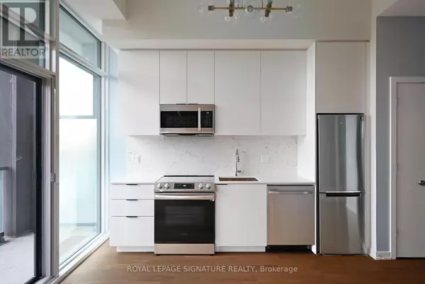 Toronto (moss Park), ON M5A0V3,50 Power ST #421