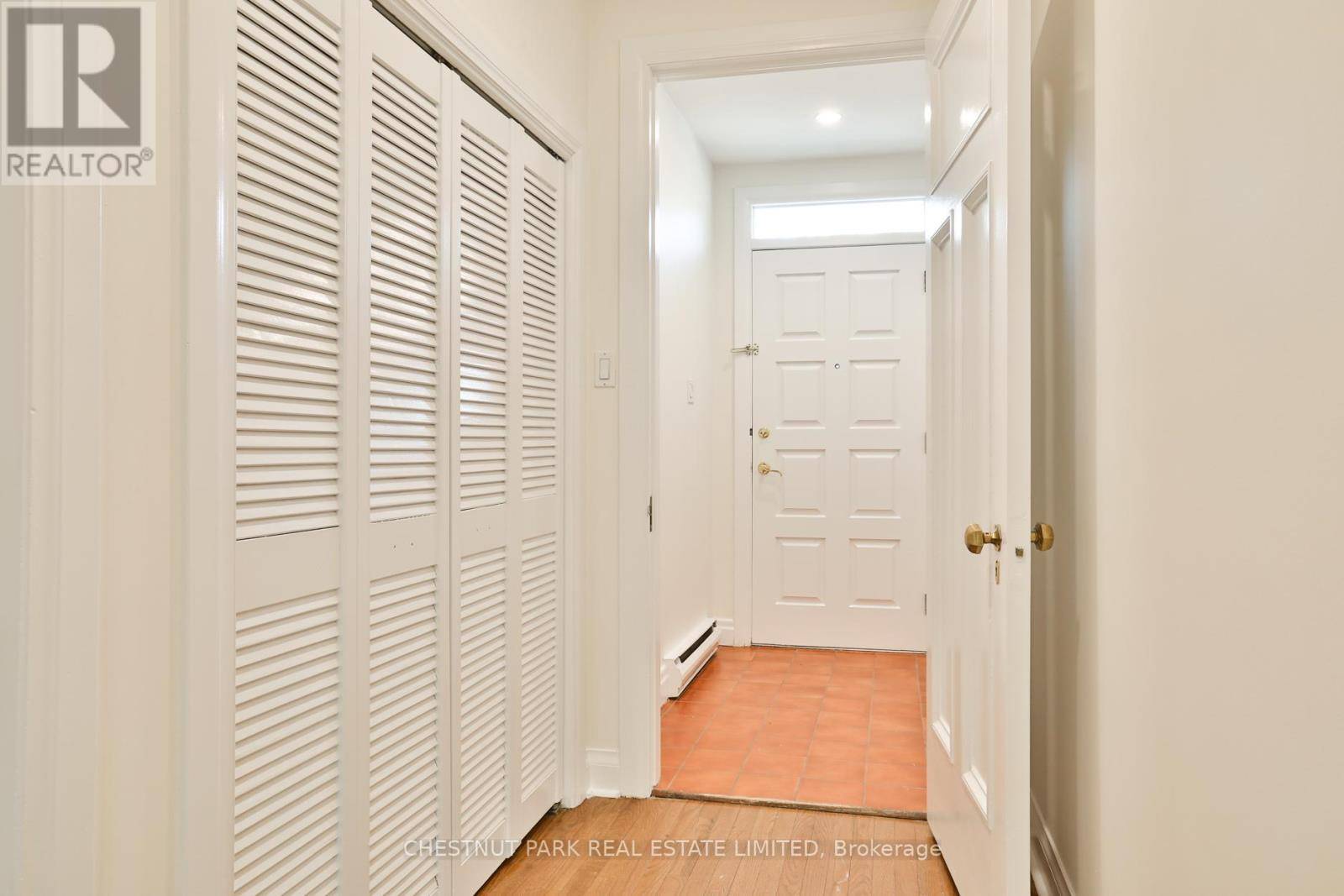 Toronto (rosedale-moore Park), ON M4W1M5,28 Rachael ST #2