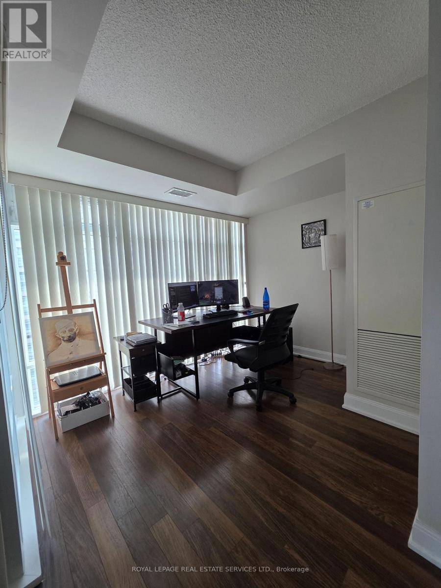 Toronto (mount Pleasant West), ON M4S3H8,2191 Yonge ST #1804