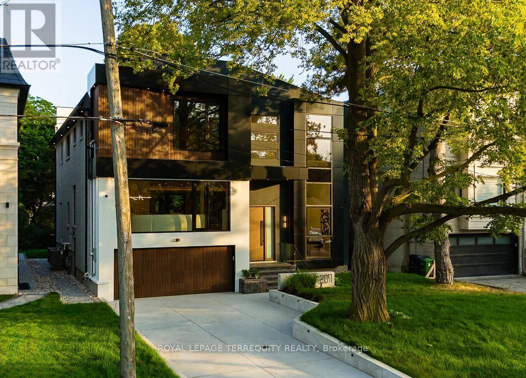 Toronto (newtonbrook East), ON M2M2P2,207 NEWTON DRIVE