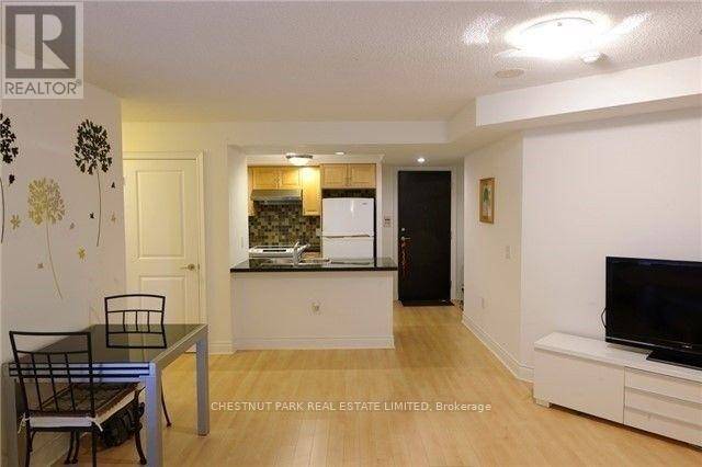 Toronto (willowdale East), ON M2N0C1,500 Doris AVE #724