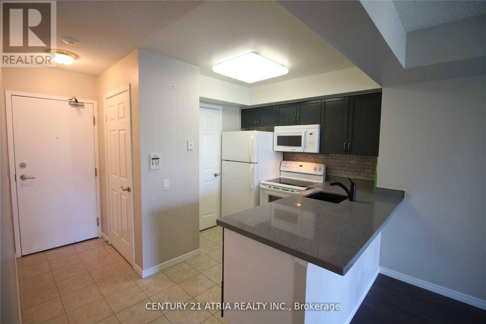 Toronto (willowdale East), ON M2N7A9,30 Harrison Garden BLVD #601