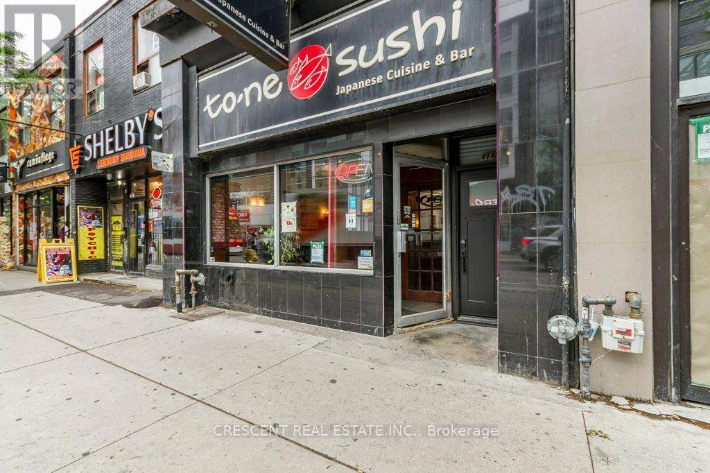 Toronto (kensington-chinatown), ON M5V2A7,414 QUEEN STREET W