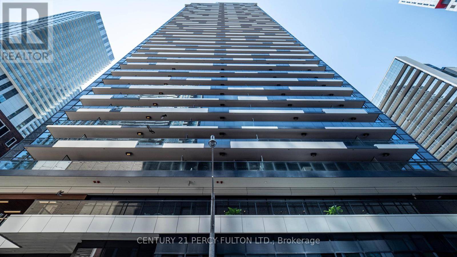 Toronto (waterfront Communities), ON M5V0P7,38 Widmer ST #4205