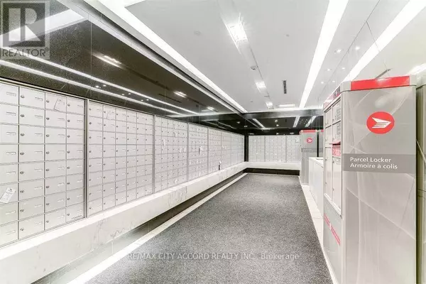 Toronto (waterfront Communities), ON M5V4B2,151 Dan Leckie WAY #536