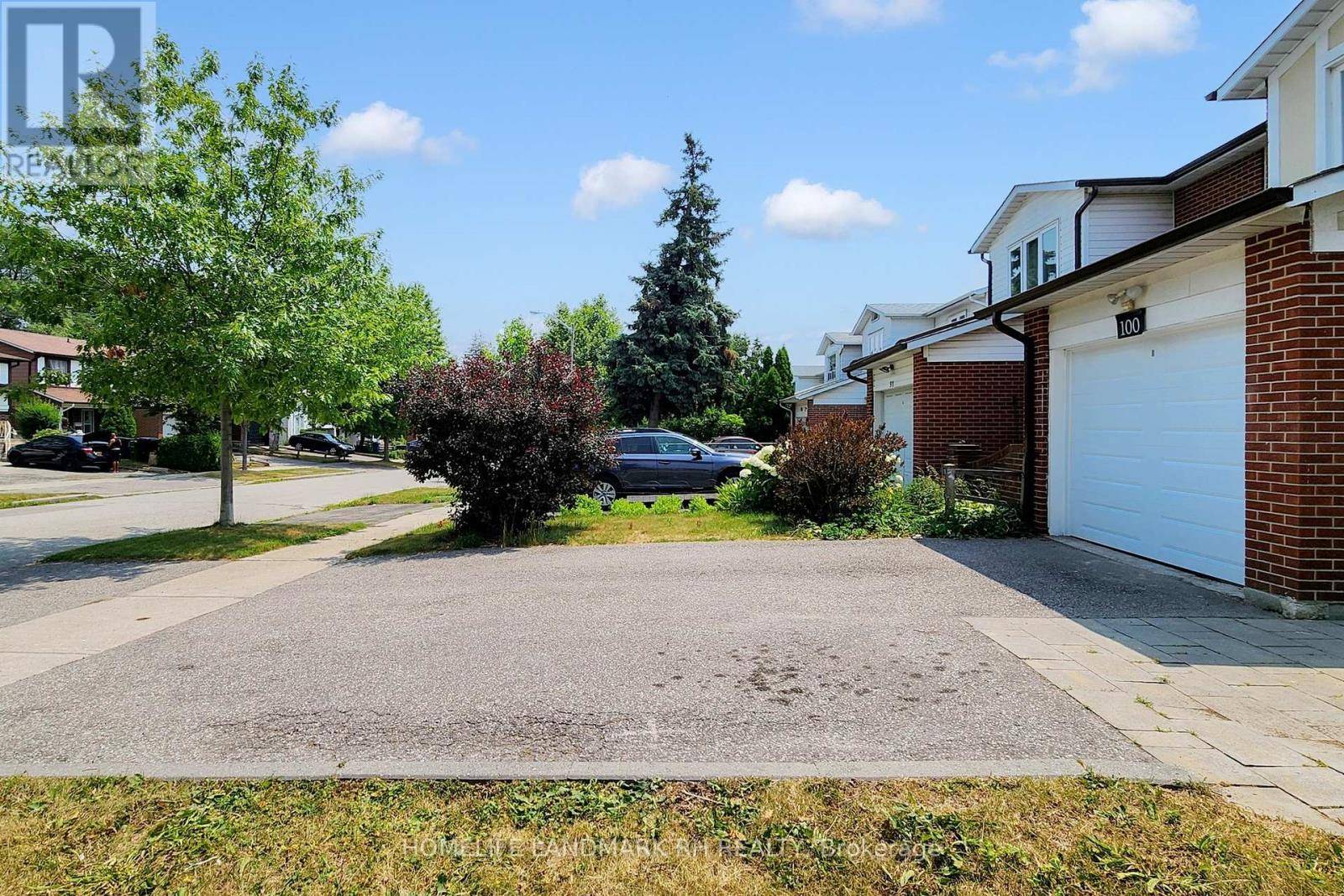 Toronto (pleasant View), ON M2H2K2,100 MICMAC CRESCENT
