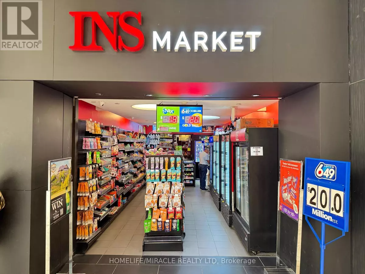 Toronto (dufferin Grove), ON M6H4A9,900 Dufferin ST West #580